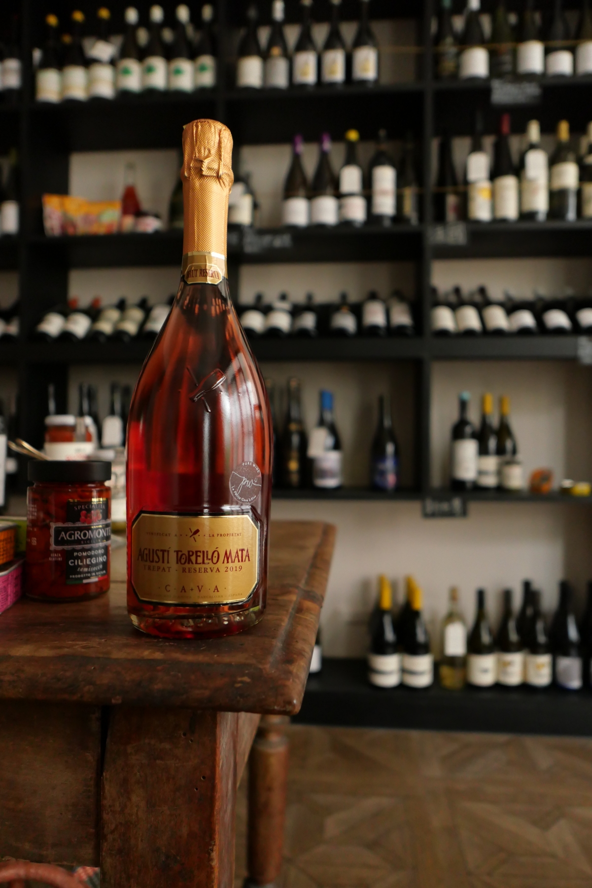 2019 阿古斯提酒莊 瑰紅璀珀陳釀氣泡酒