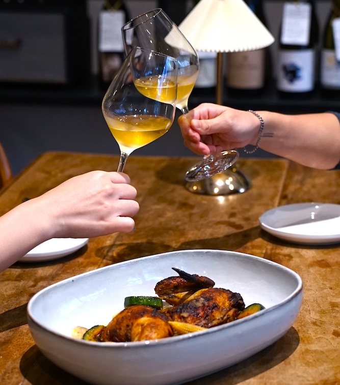 來吃PURE WINE Sunday Roast吧!烤春雞配橘酒,呼朋引伴一起來聖誕預備備!:圖片 2